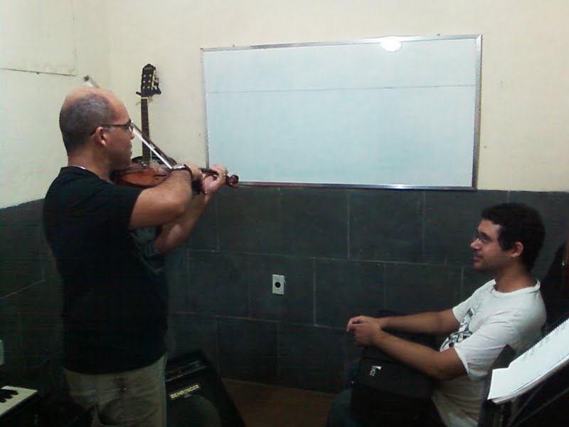 Aula de violino
Unidade Campo Grande